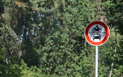 Bahnbrücke zwischen Holdenstedt (Sportplatz) und Klein Süstedt für den Autoverkehr gesperrt